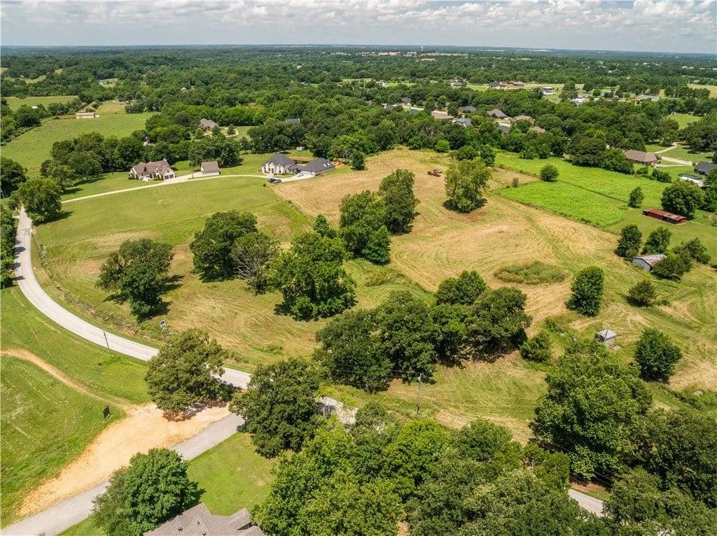 Lots & Land-Other in Elm Springs - Elm Springs, Arkansas, 72762