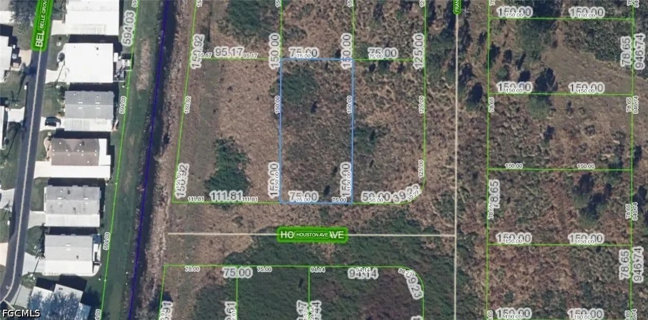 Property from 502 Houston Avenue - KW - Lake Placid, Florida, 33852