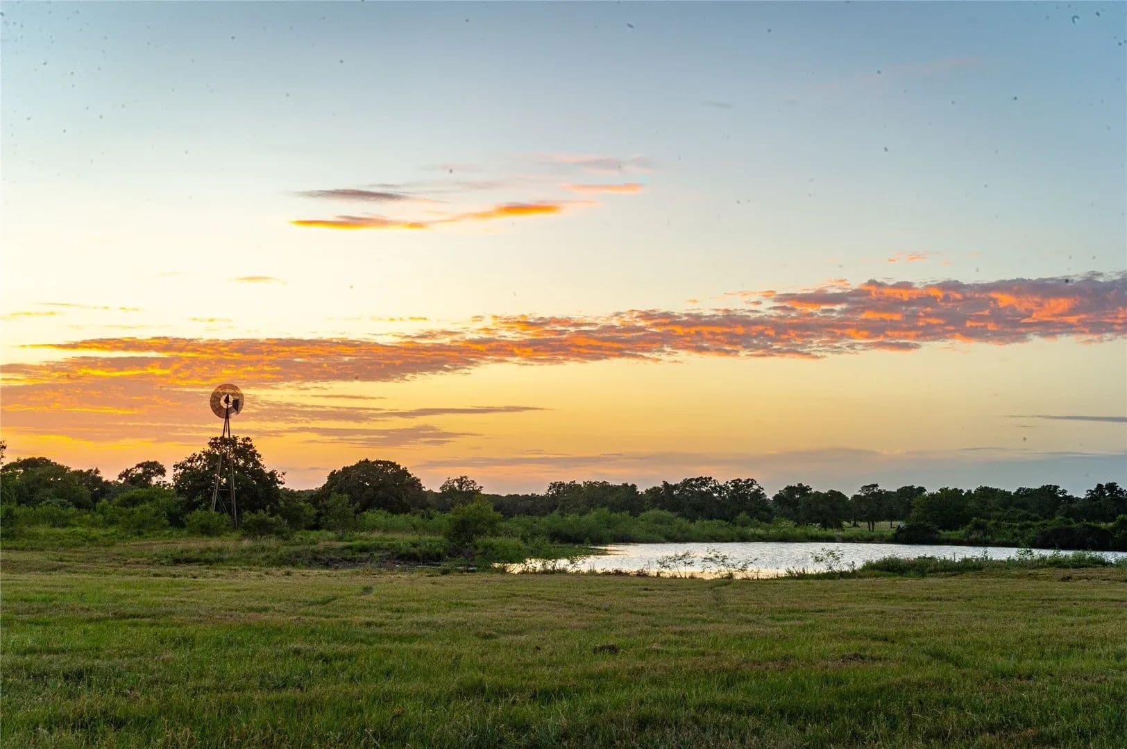 34.26 Acres of Land for Sale in Flatonia, TX - Flatonia, Texas, 78941