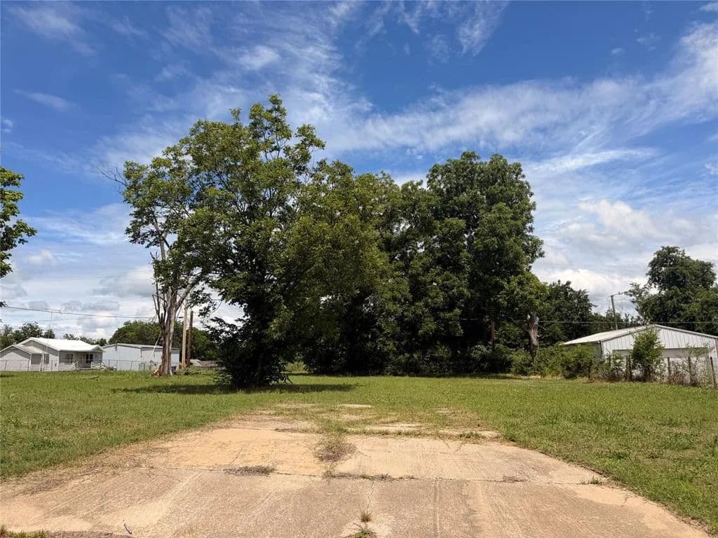 0.16 Acres of Land for Sale in Seminole, Oklahoma - Seminole, Oklahoma, 74868