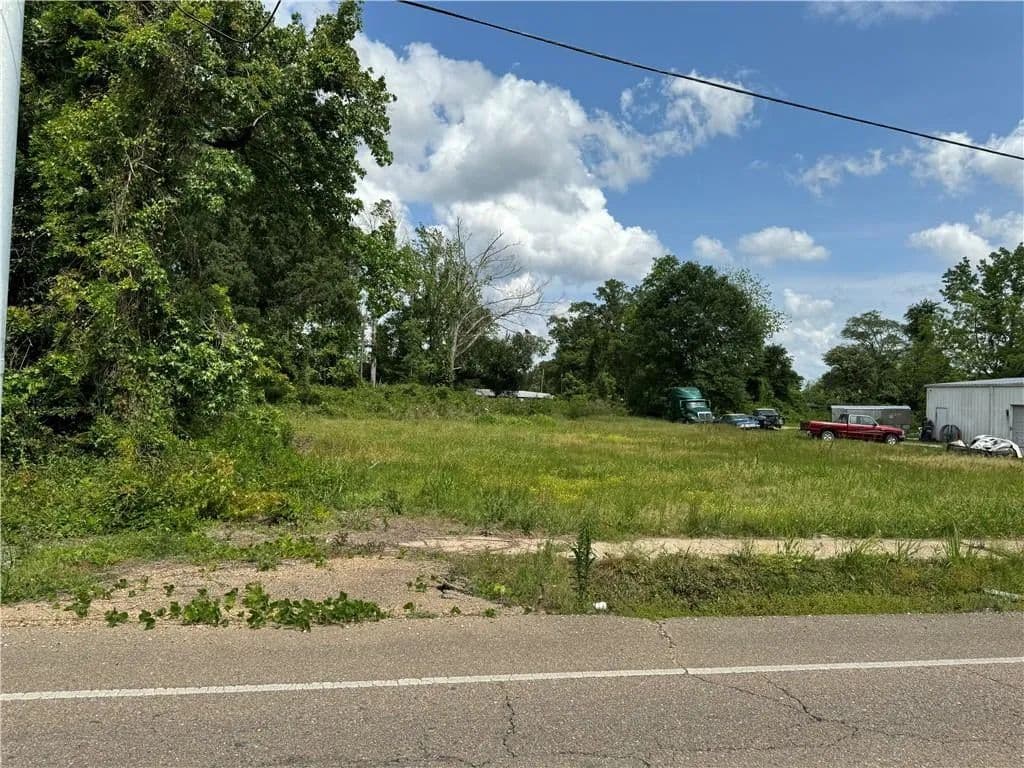 1.11 Acres of Land for Sale in Roseland, Louisiana - Roseland, Louisiana, 70456