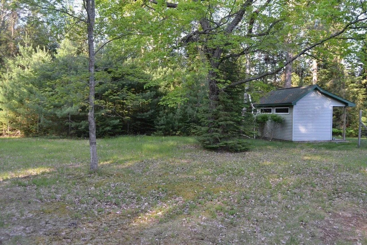 10 Acres of Land for Sale in Roscommon County, Michigan - Michigan, 48653