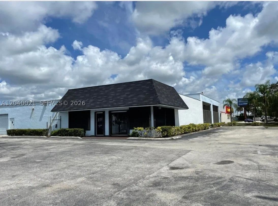 1.06 Acres of Land for Sale in Fort Lauderdale, FL - Fort Lauderdale, Florida, 33317