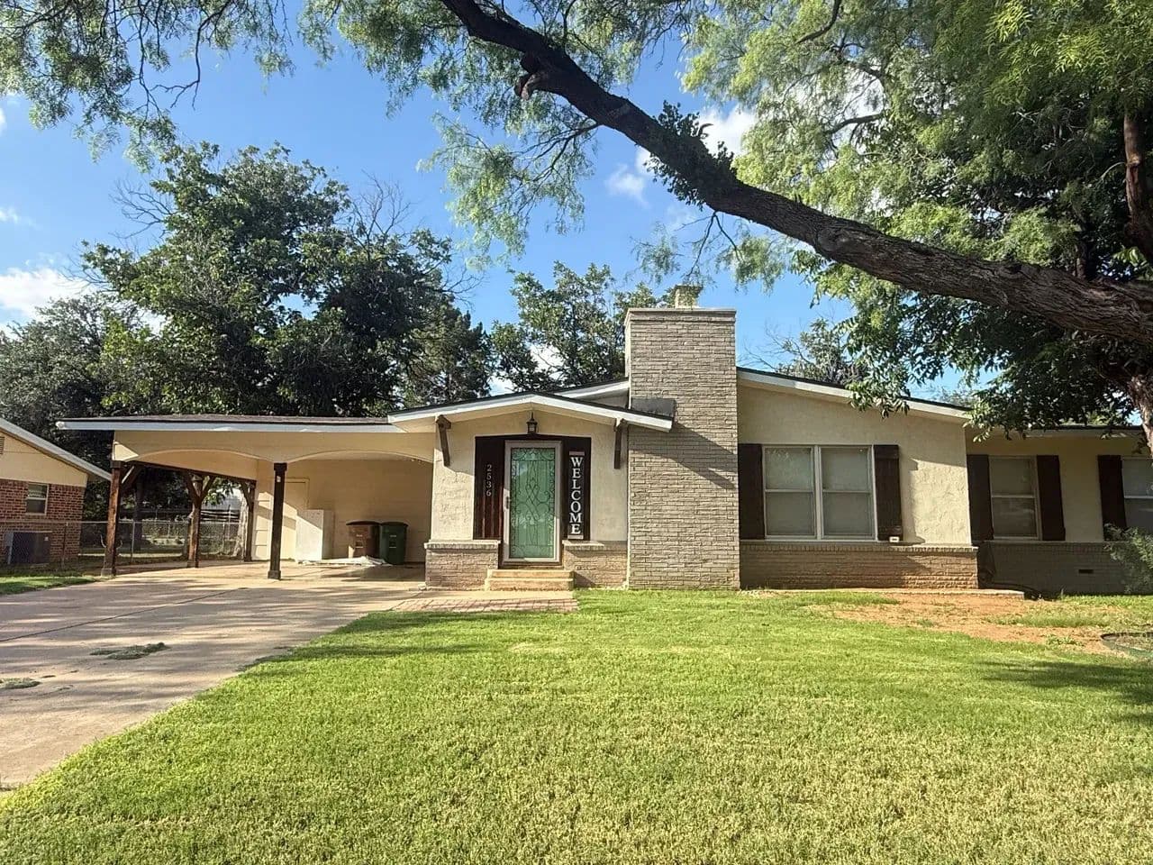 2536 University Ave. - San Angelo, Texas, 76904