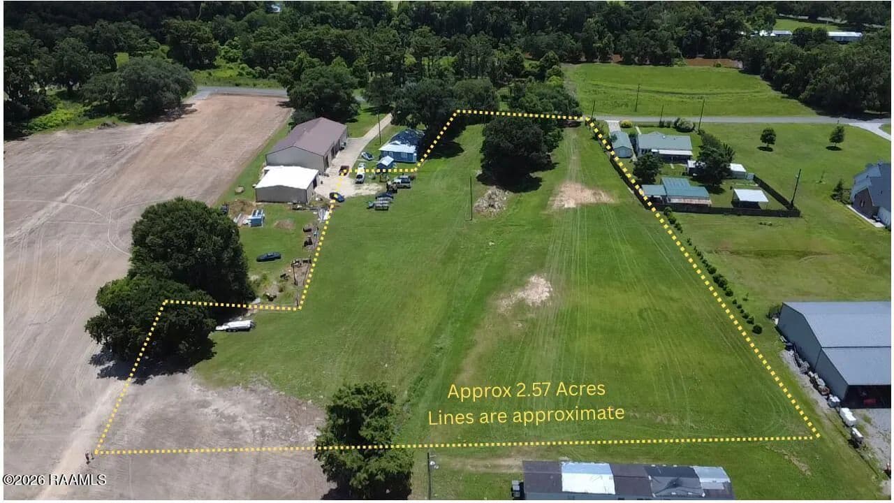 2.5 Acres of Land for Sale in Arnaudville, Louisiana - Arnaudville, Louisiana, 70512