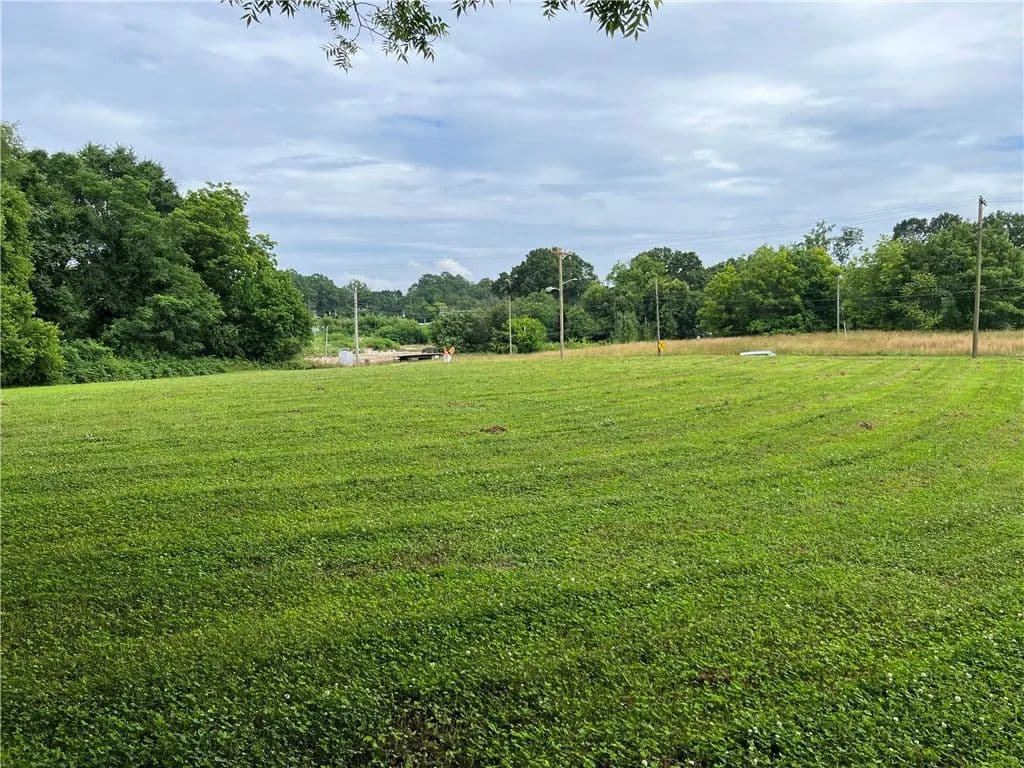 0.75 Acres of Land for Sale in Pendleton, SC - Pendleton, South Carolina, 29670