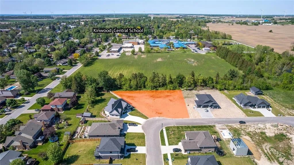 Property from 118 PHIBBS Street - KW - Canada