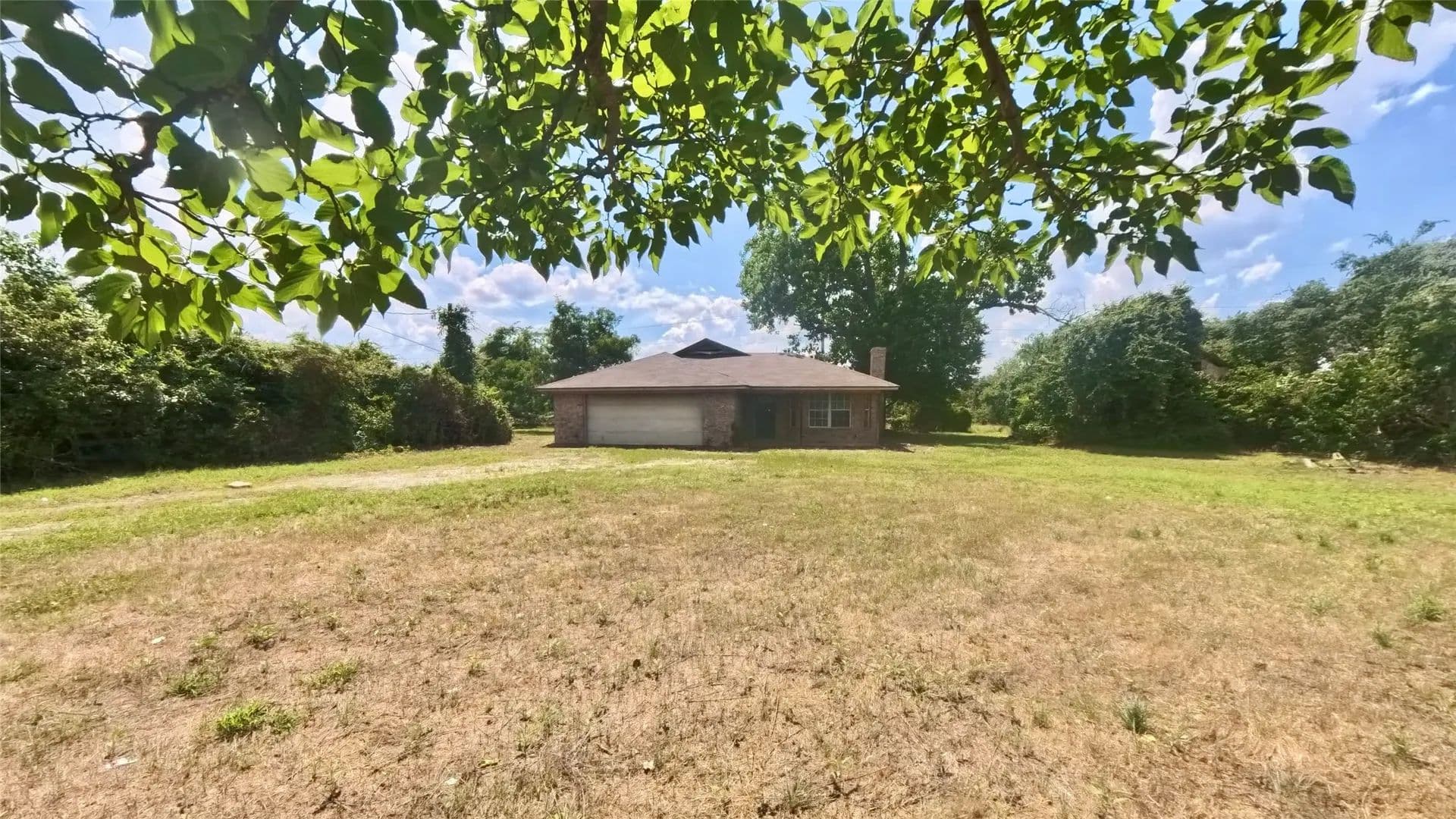 10 Acres of Land for Sale in Springtown, Texas - Springtown, Texas, 76082