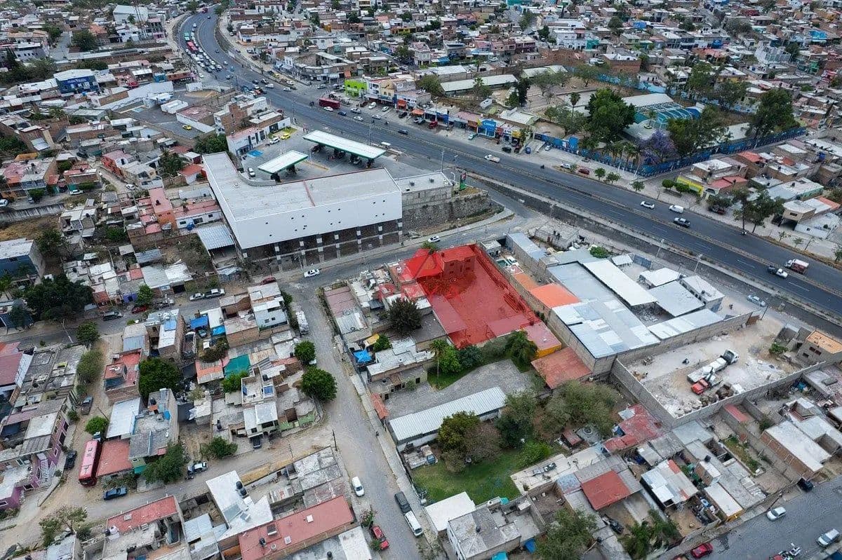 Terreno de Uso Mixto con Infraestructura Comercial villas de Guadalupe, Zapopan, Jalisco - land for sale