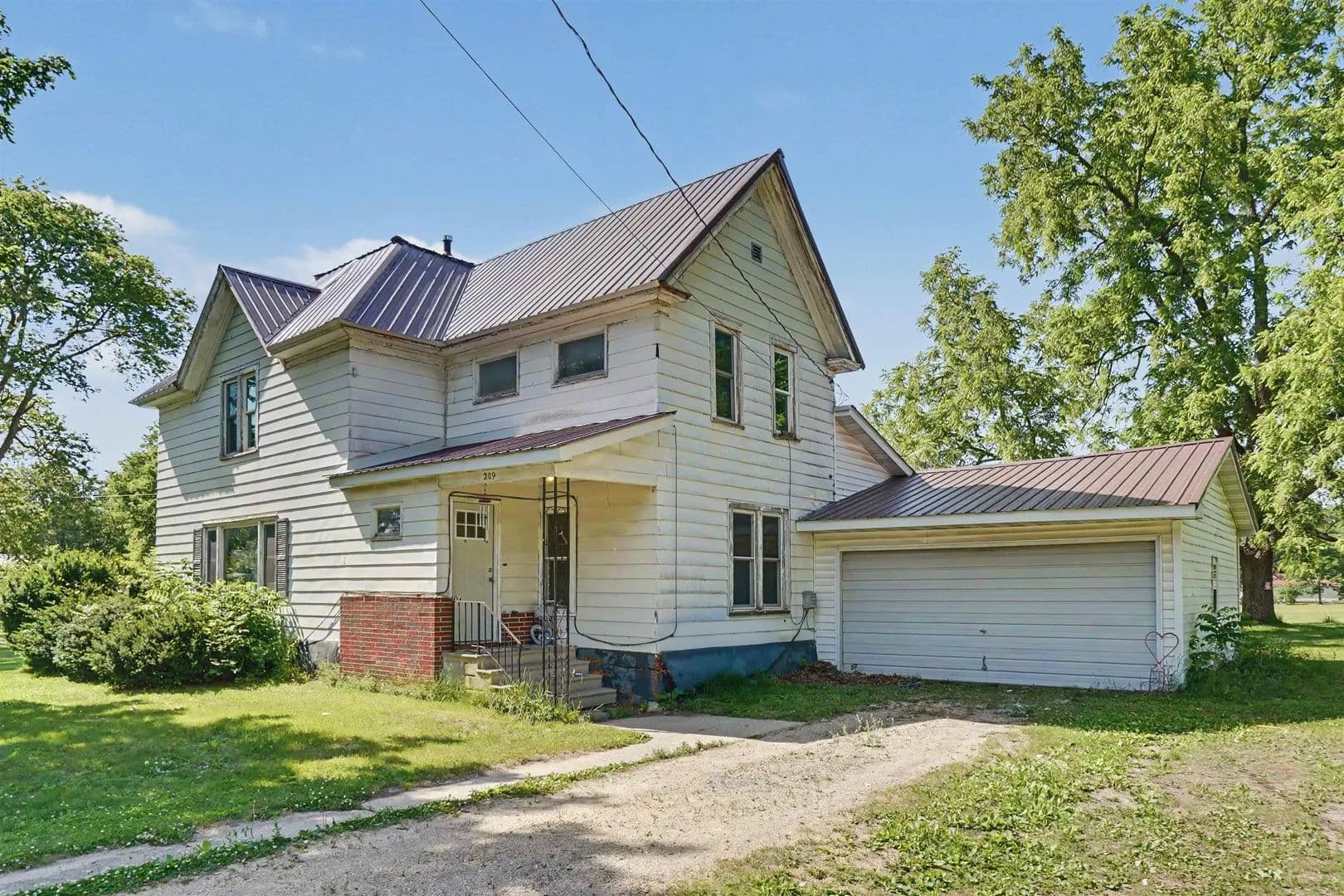 2.91 Acres of Land for Sale in Hazleton, Iowa - Hazleton, Iowa, 50641
