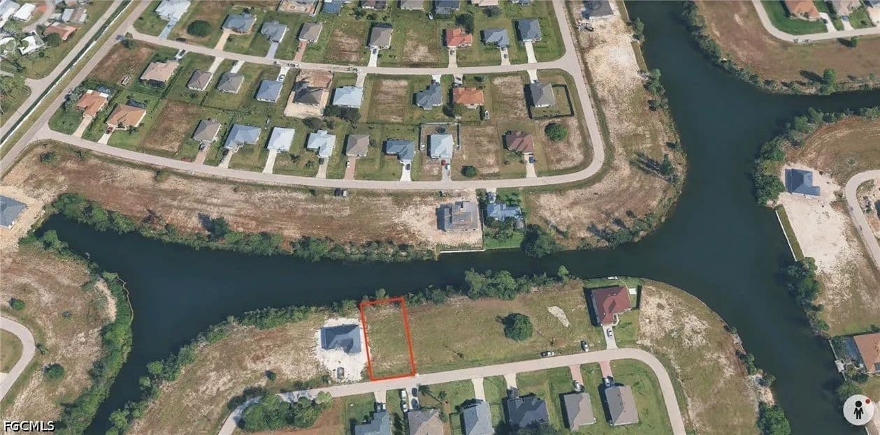 Vacant Land in Cape Coral - Cape Coral, Florida, 33909