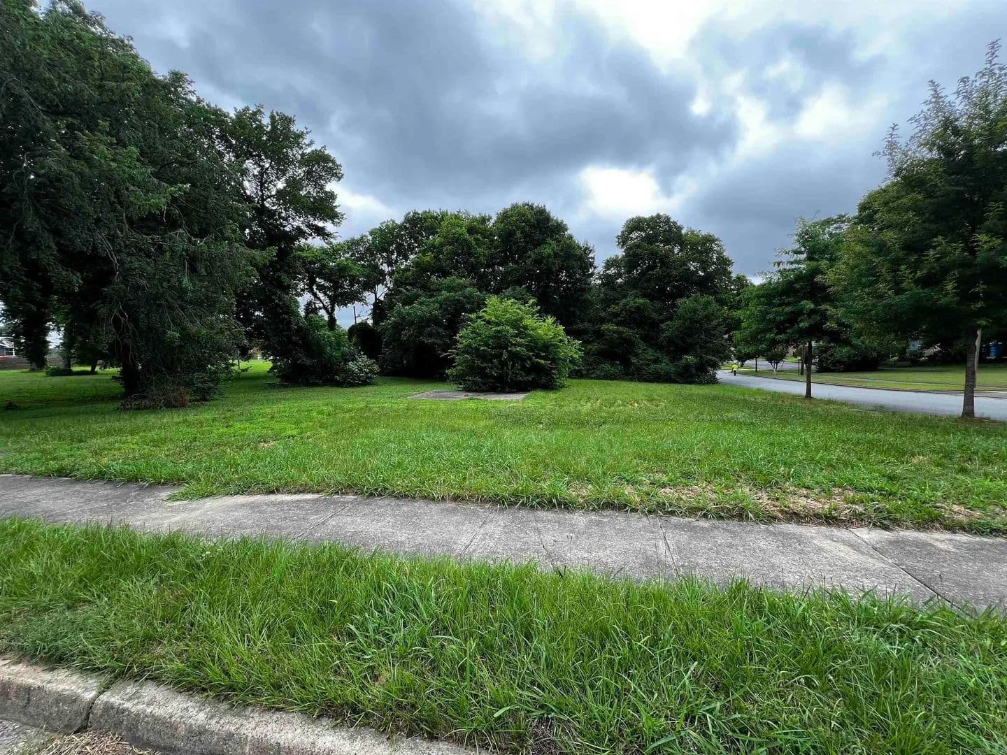 0.34 Acres of Land for Sale in Little Rock, AR - Little Rock, Arkansas, 72206