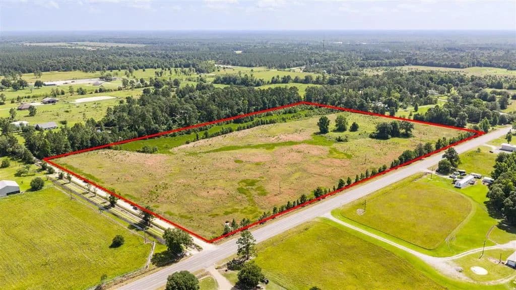 5 Acres of Land for Sale in Reeves, LA - Reeves, Louisiana, 70658