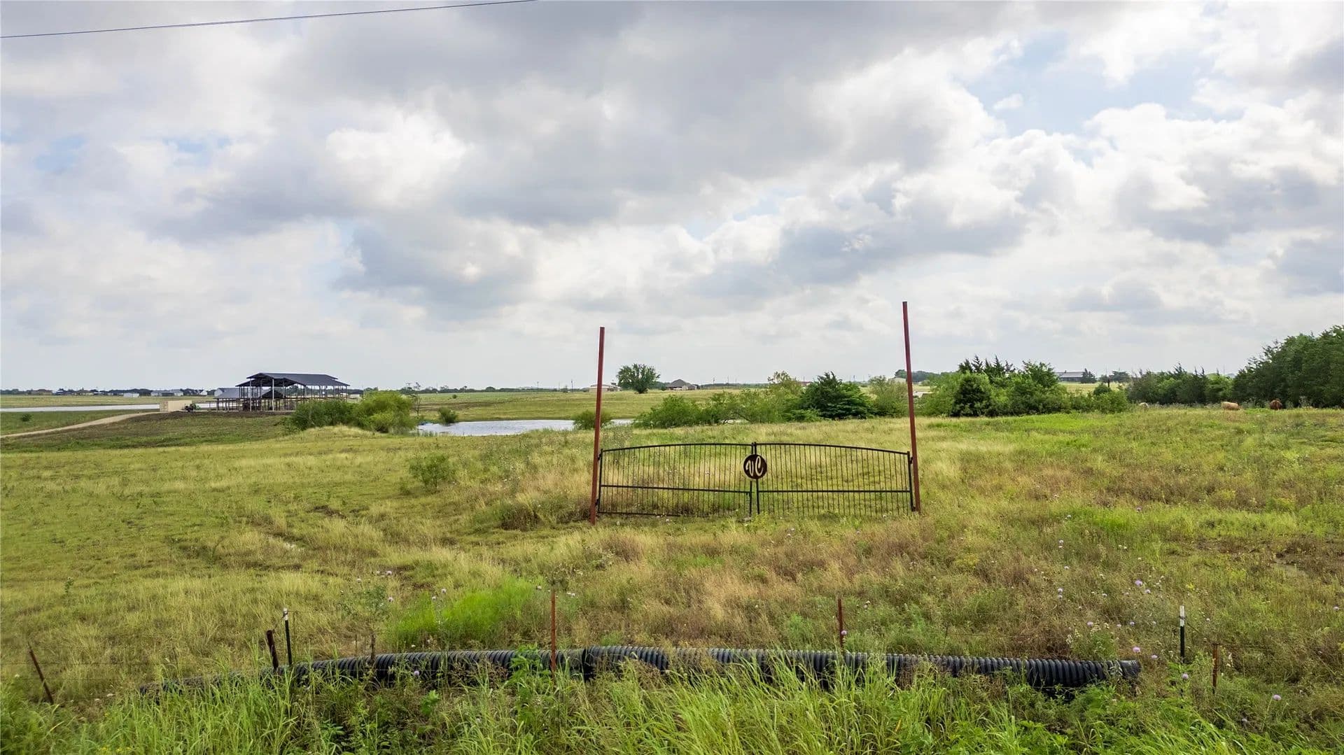 21.32 Acres of Land for Sale in Ennis, Texas - Ennis, Texas, 75119