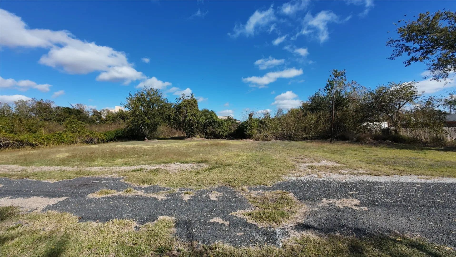 0.14 Acres of Land for Sale in Wharton, Texas - Wharton, Texas, 77488