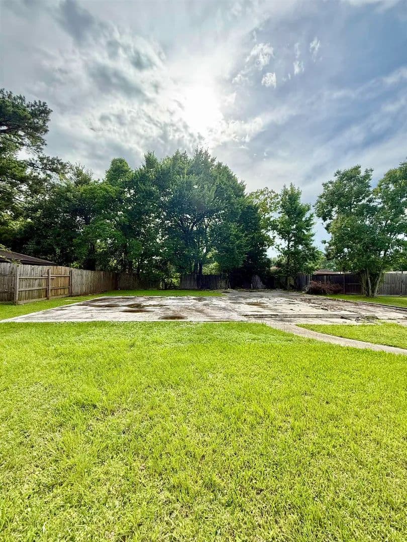 0.18 Acres of Land for Sale in Vidor, Texas - Vidor, Texas, 77662