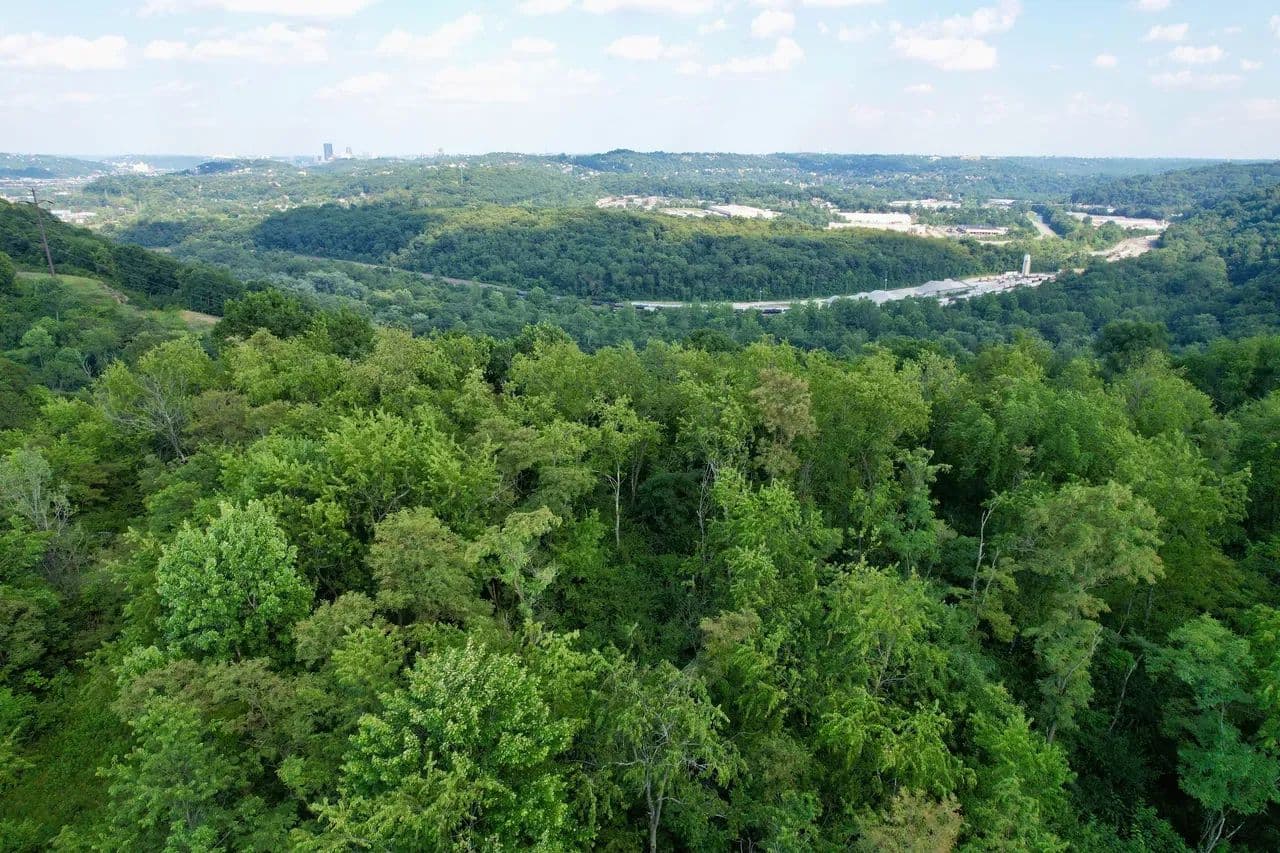 Longview Dr., Allegheny County - 7 ± Acres - Mckees Rocks, Pennsylvania, 15136