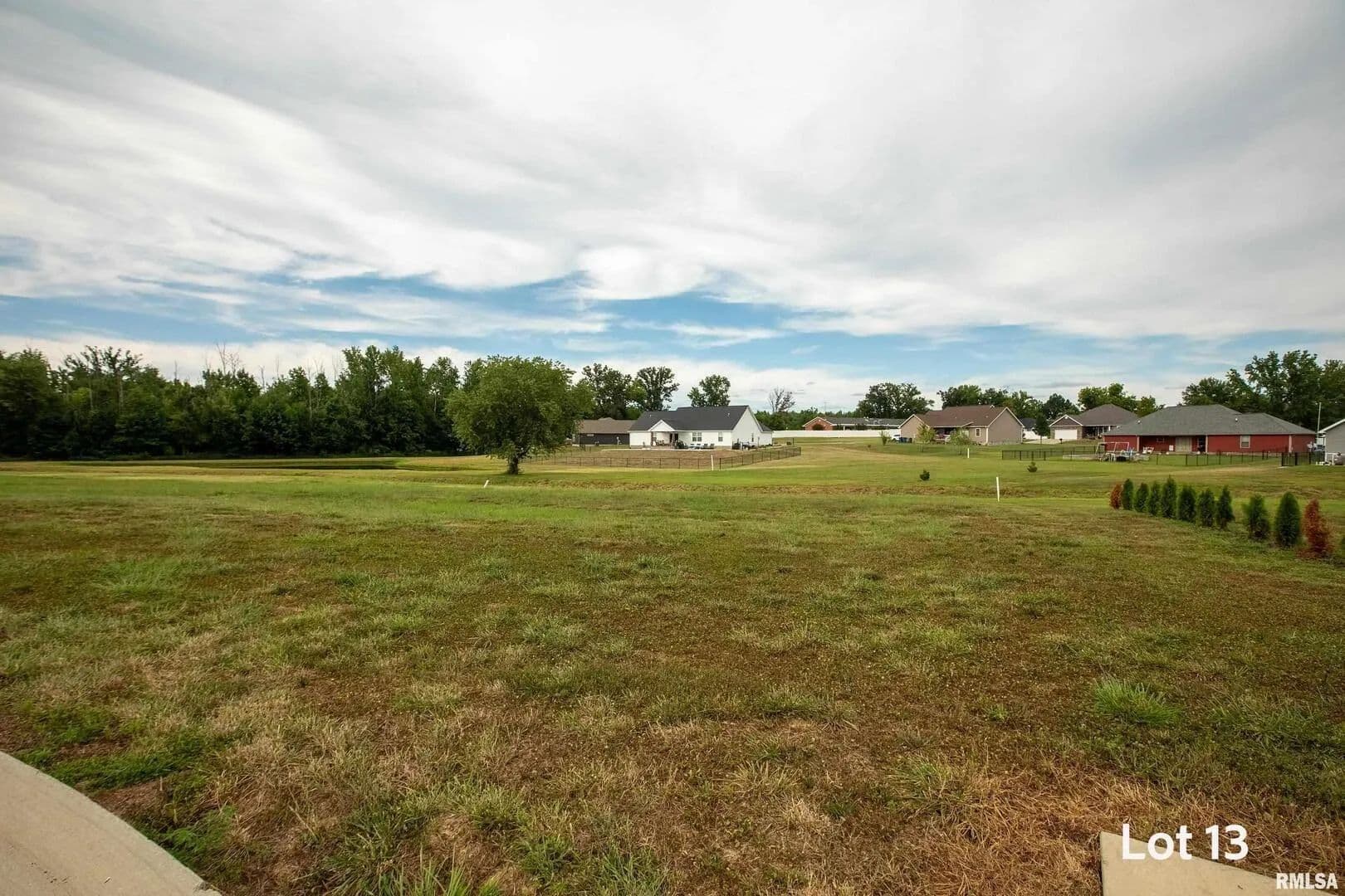 0.5 Acres of Land for Sale in Marion, Illinois - land for sale