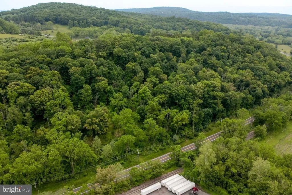 13.54 Acres of Land for Sale in Milford, New Jersey - Milford, New Jersey, 08848