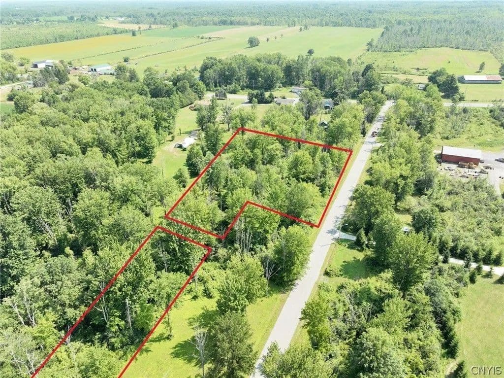 Land -Single Family Acreage in Canastota - Canastota, New York, 13032