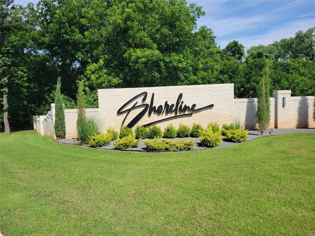 0.9 Acres of Land for Sale in Edmond, Oklahoma - Edmond, Oklahoma, 73013
