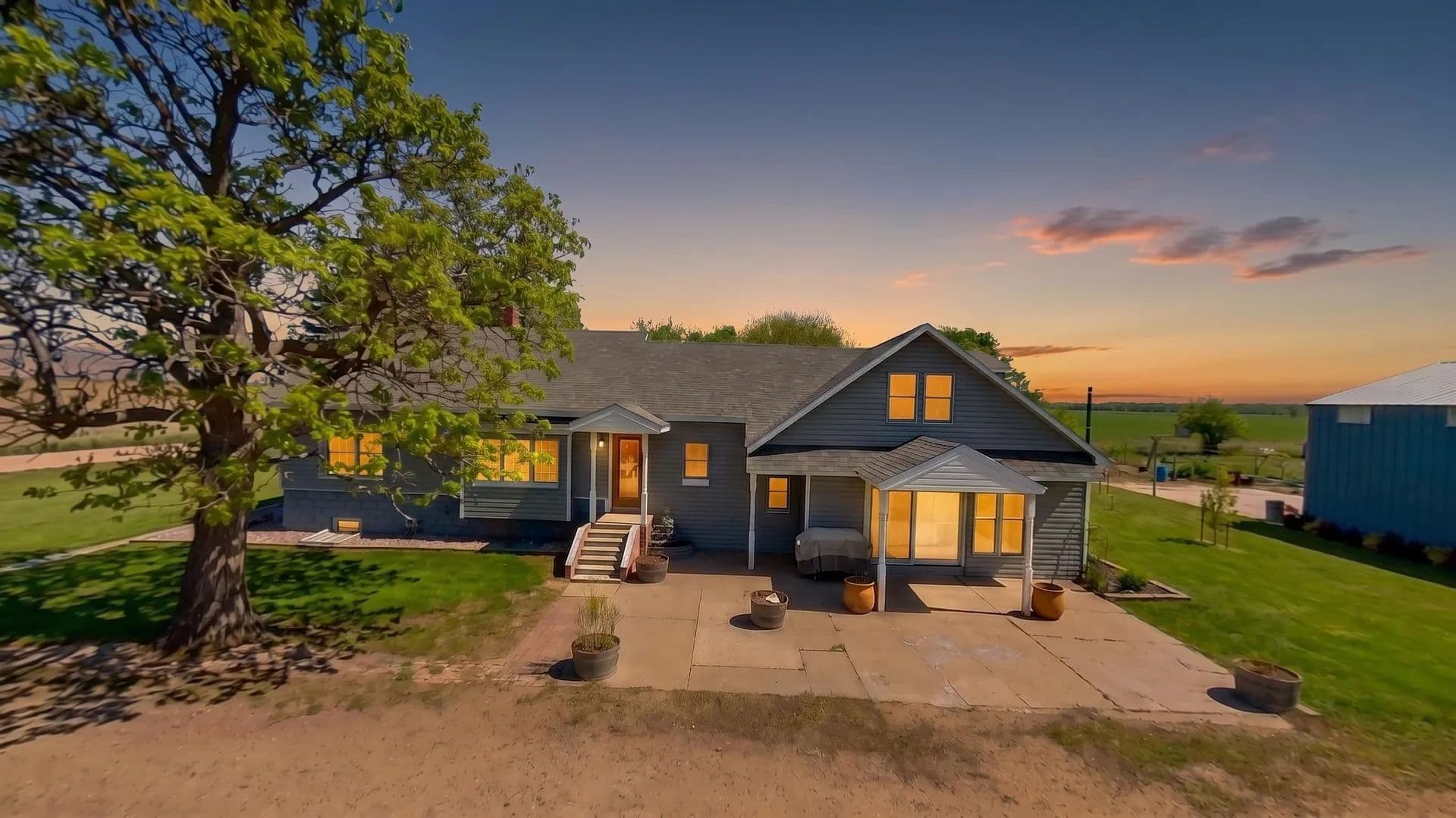 Land for Sale in Gothenburg, Nebraska - Gothenburg, Nebraska, 69138