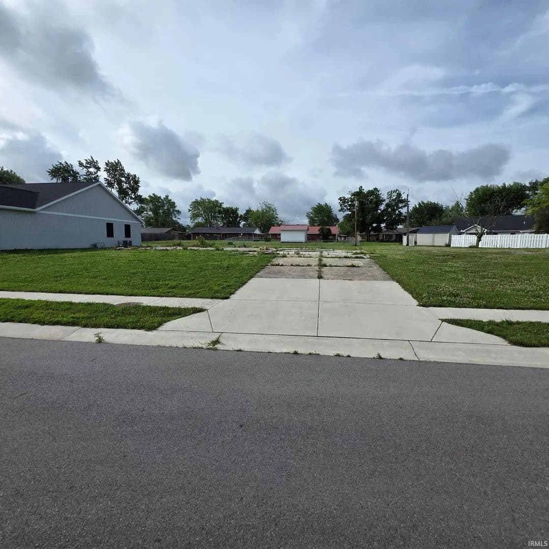 0.28 Acres of Land for Sale in Winchester, Indiana - Winchester, Indiana, 47394