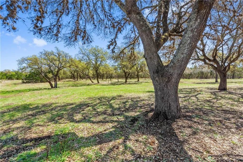7.17 Acres of Land for Sale in Johnson City, TX - Johnson City, Texas, 78636