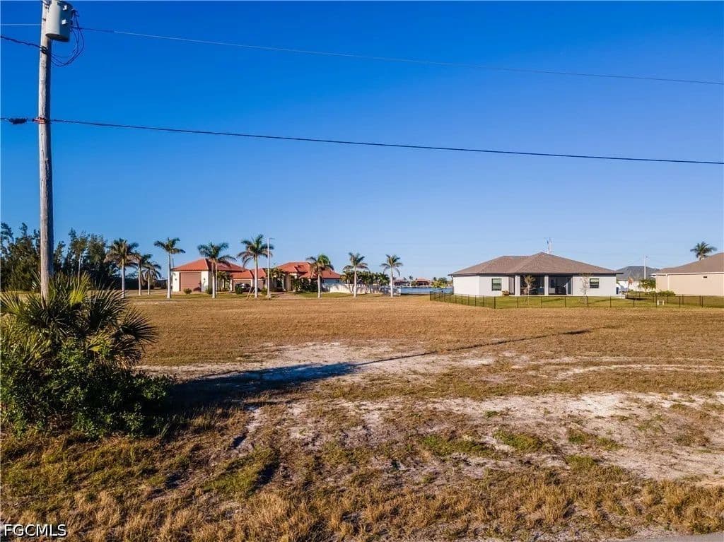 Vacant Land in Cape Coral - land for sale