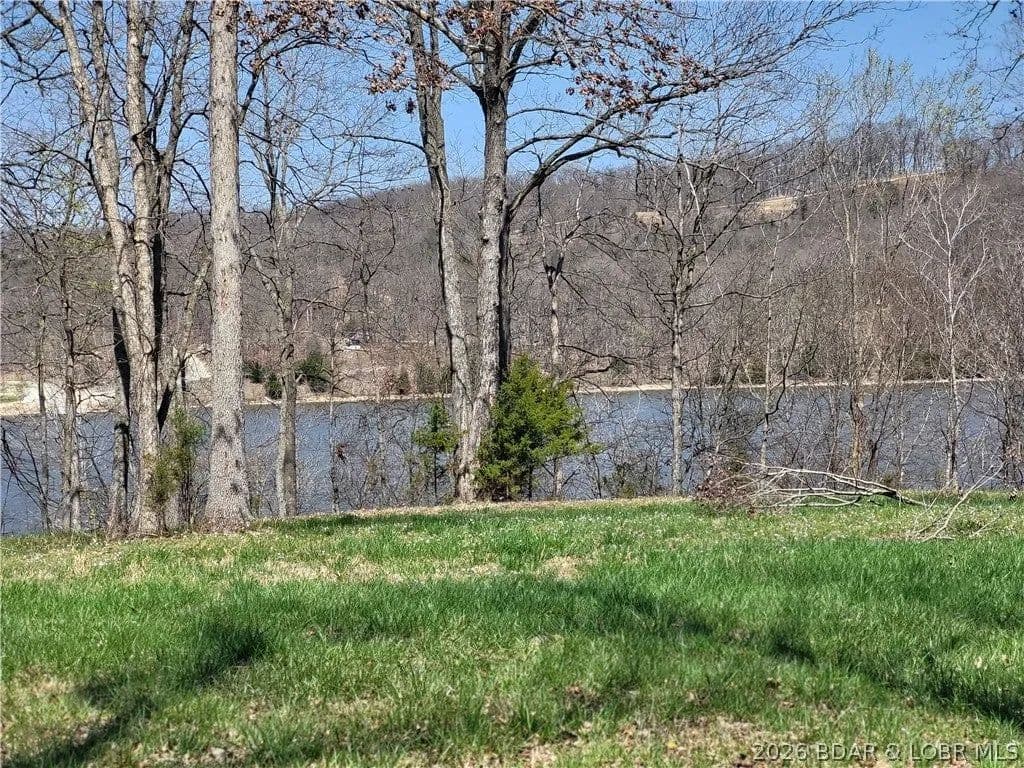 Lots & Land-Other in Edwards - Edwards, Missouri, 65326