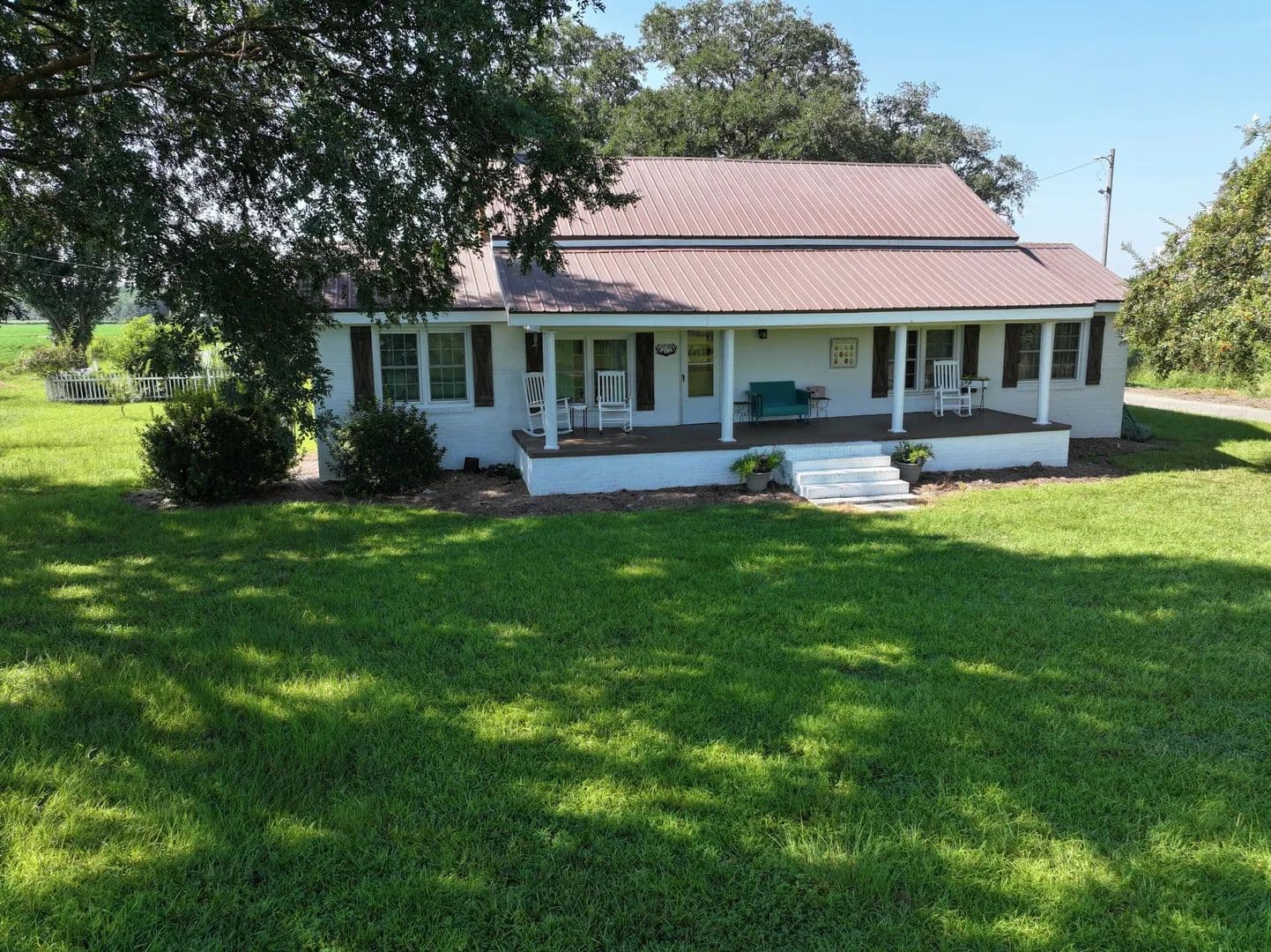 Escape Farm - land for sale