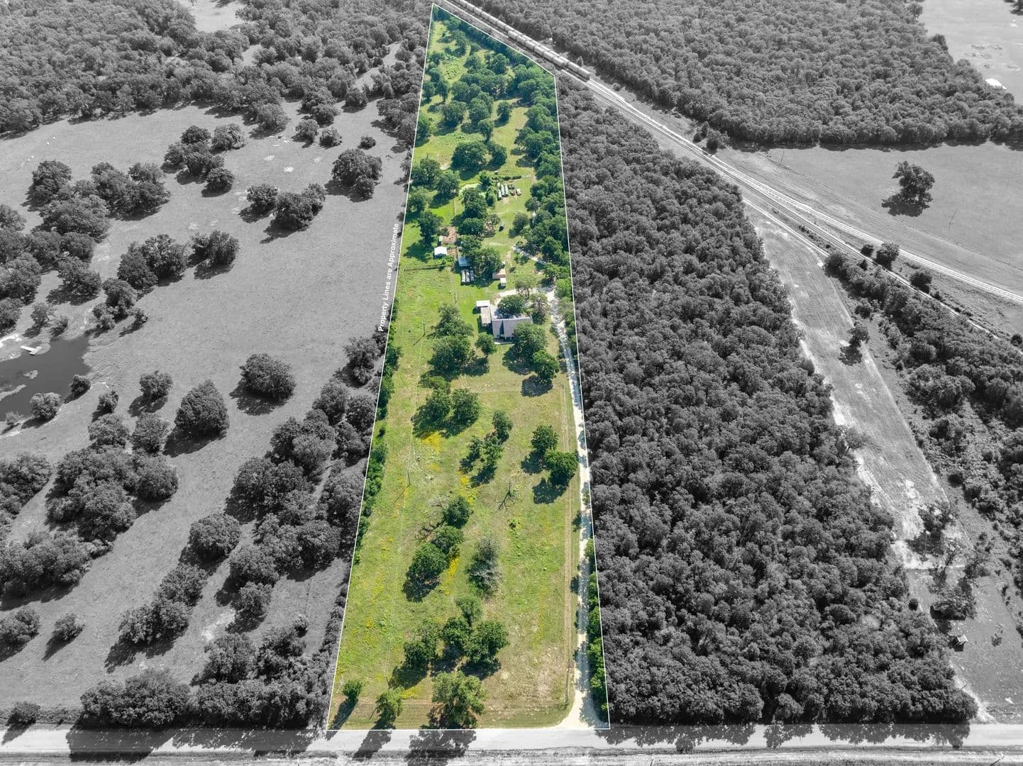 7.83 Acres of Land for Sale in Bremond, Texas - Bremond, Texas, 76629