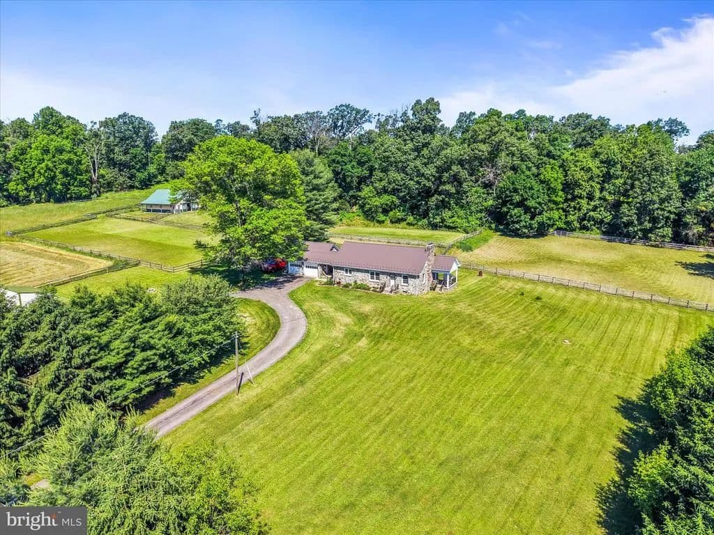 27.19 Acres of Land for Sale in Spring Grove, Pennsylvania - Spring Grove, Pennsylvania, 17362
