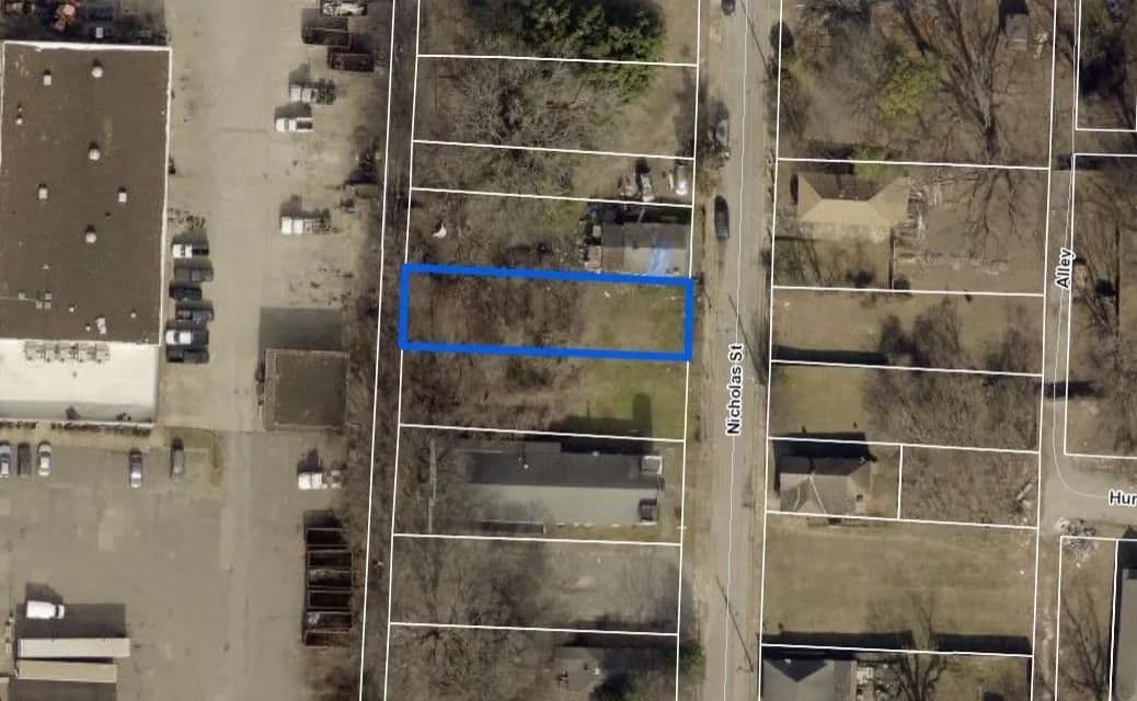 0.12 Acres of Land for Sale in Memphis, Tennessee - Memphis, Tennessee, 38107