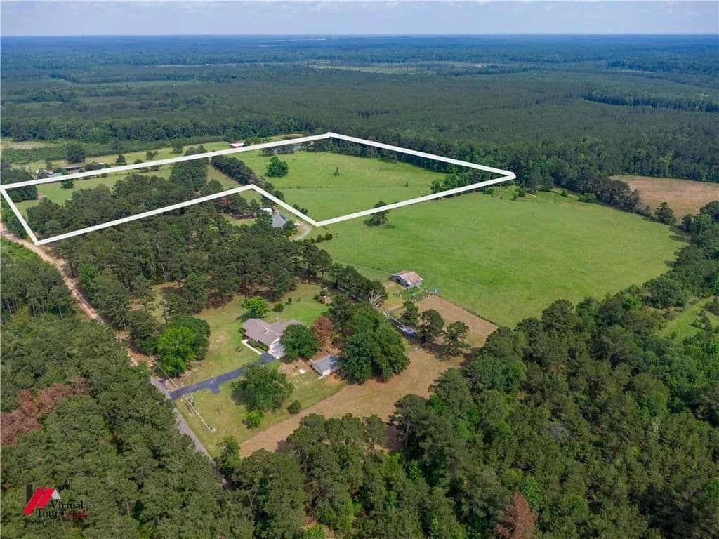 22.94 Acres of Land for Sale in Coushatta, Louisiana - Coushatta, Louisiana, 71019