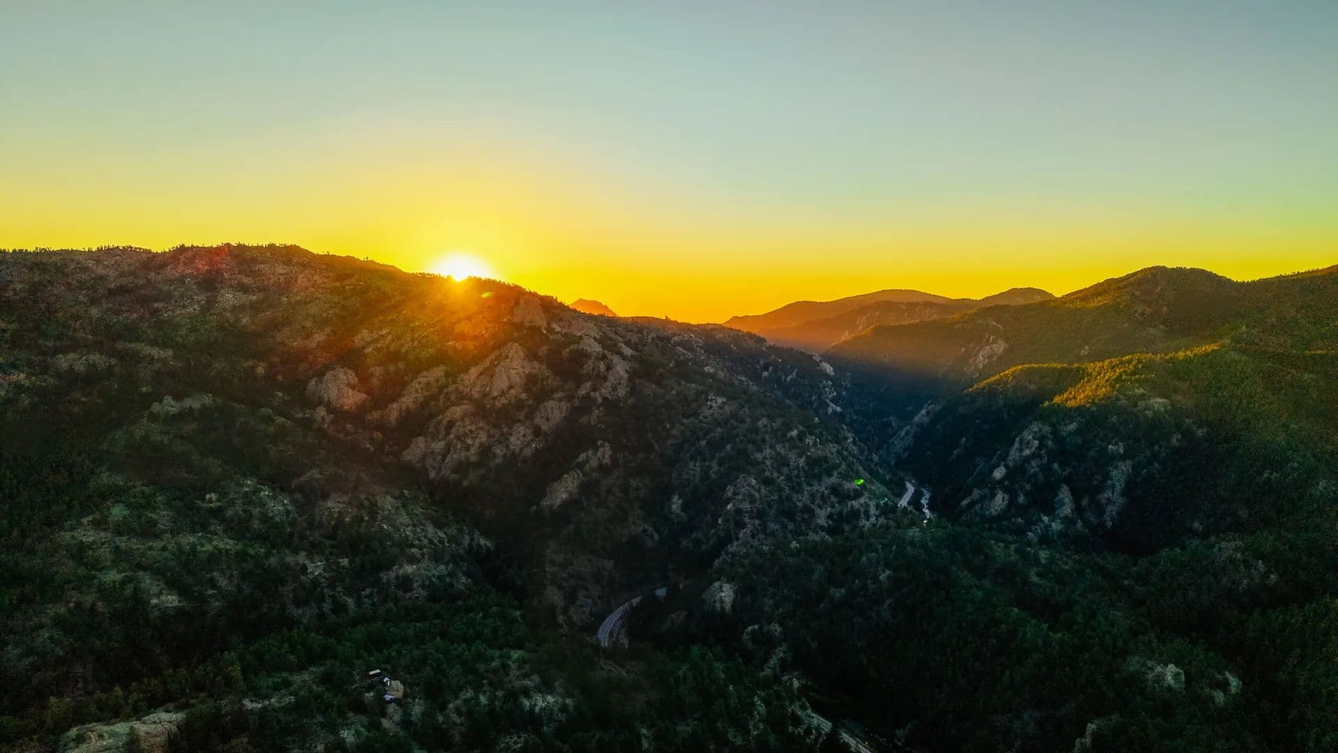 Big Thompson Riverfront Mountain Hideaway - Drake, Colorado, 80515