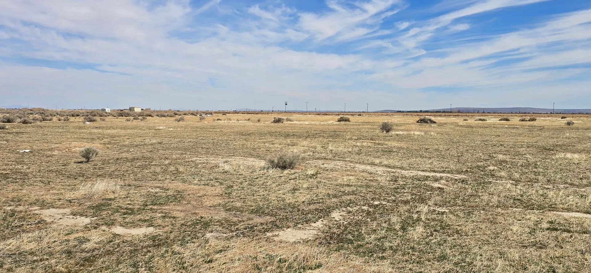 Property from Vic Ave H12 52 Ste - KW - Lancaster, California, 93535