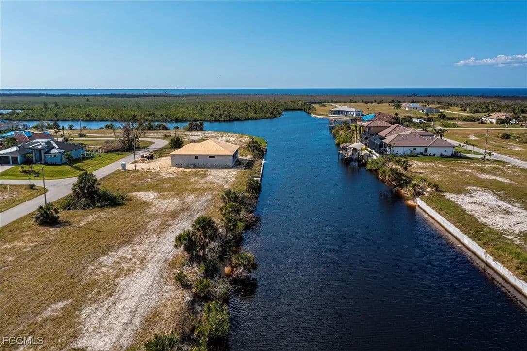 Vacant Land in Cape Coral - land for sale