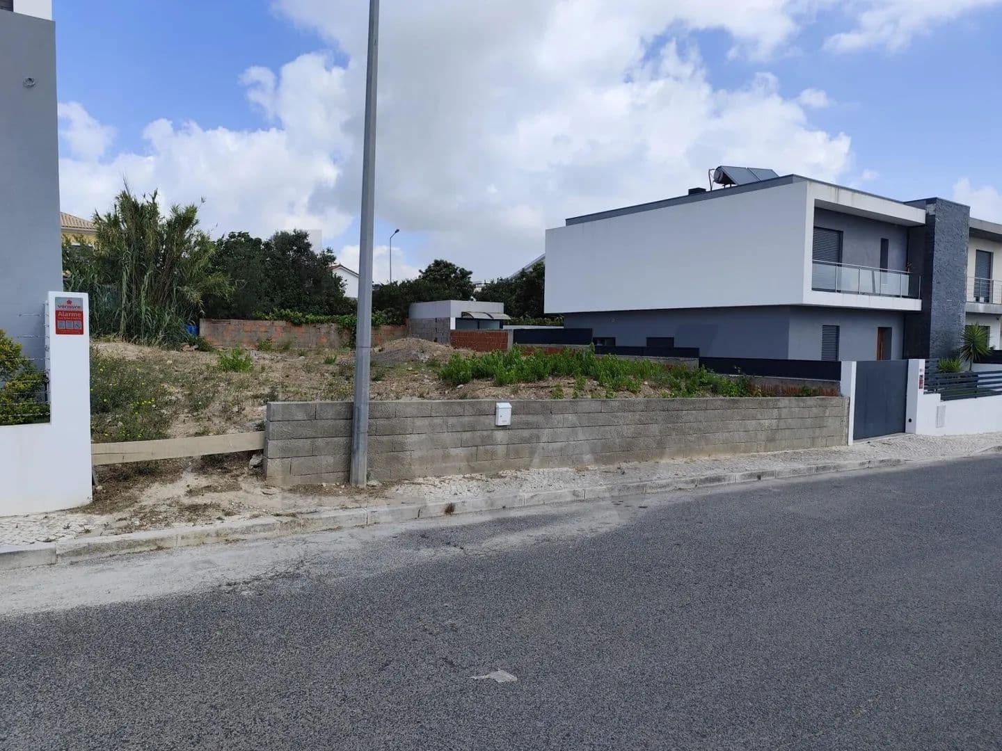 281 Acres of Land for Sale in São Domingos de Rana, Cascais - land for sale