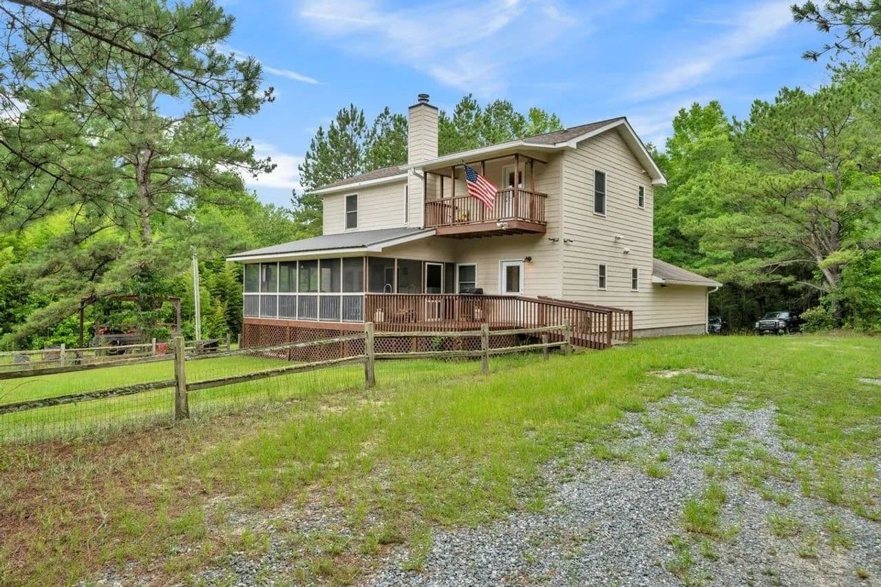 Beautiful Home, Acreage, Pond & Patsiliga Creek - Butler, Georgia, 31006