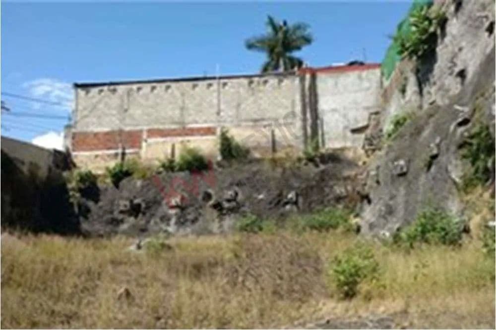 2678 Acres of Land for Sale in Cuernavaca, Morelos - land for sale