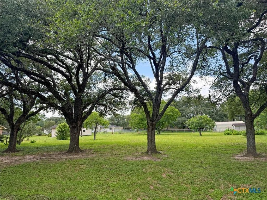Property from 404 Blyth Road - KW - Victoria, Texas, 77904