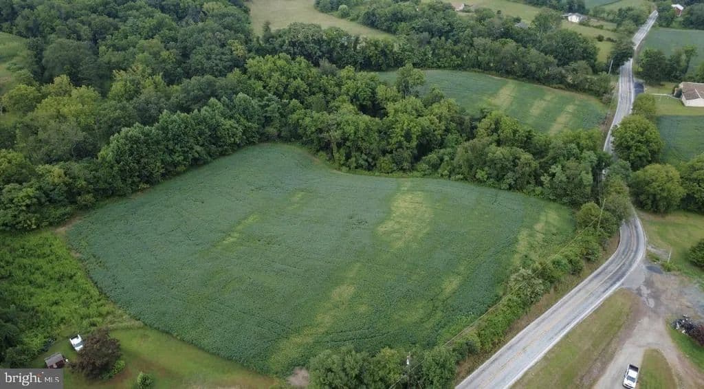7.91 Acres of Land for Sale in Halifax, Pennsylvania - Halifax, Pennsylvania, 17032
