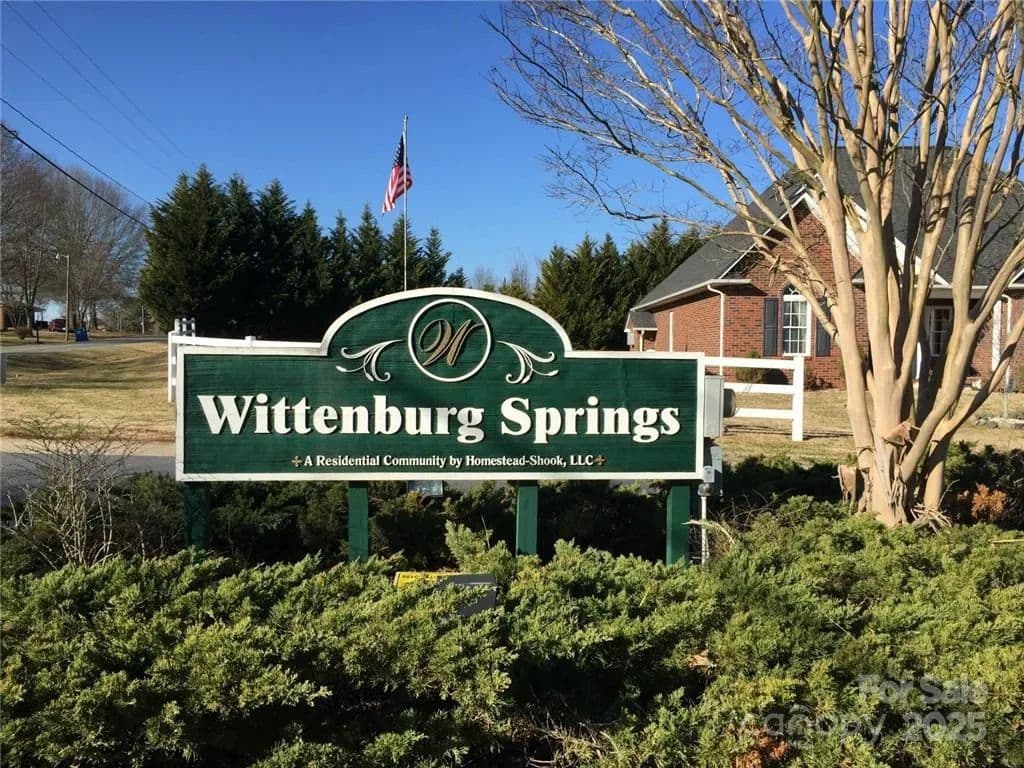 Lots & Land-Other in Taylorsville - Taylorsville, North Carolina, 28681