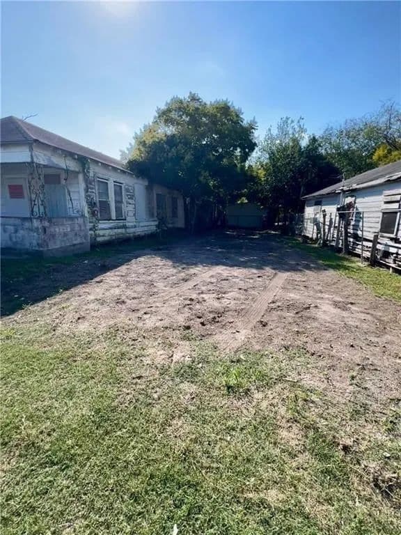 Property from 217 Spruce Street - KW - Corpus Christi, Texas, 78408