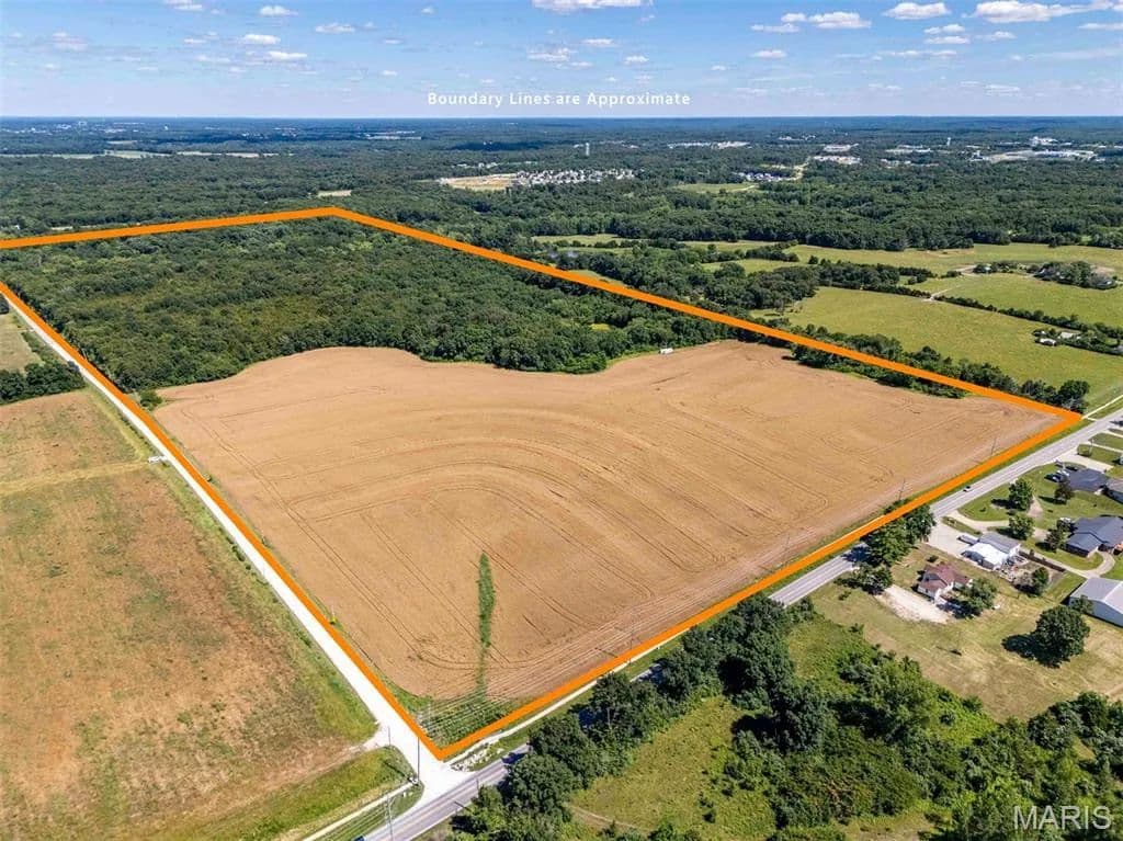 103 Acres of Land for Sale in Warrenton, MO - Warrenton, Missouri, 63383