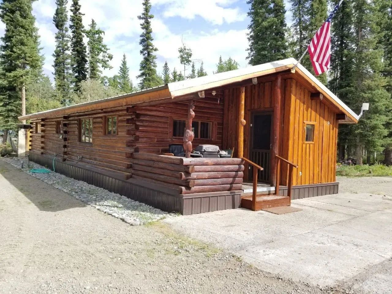 27 Copper Center Homestead & Klutina Trail River Lake Cabin - Copper Center, Alaska, 99573