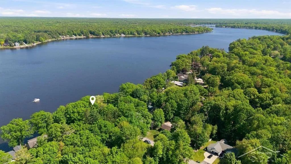 Property from 3340 N Lakeside - KW - Sanford, Michigan, 48657