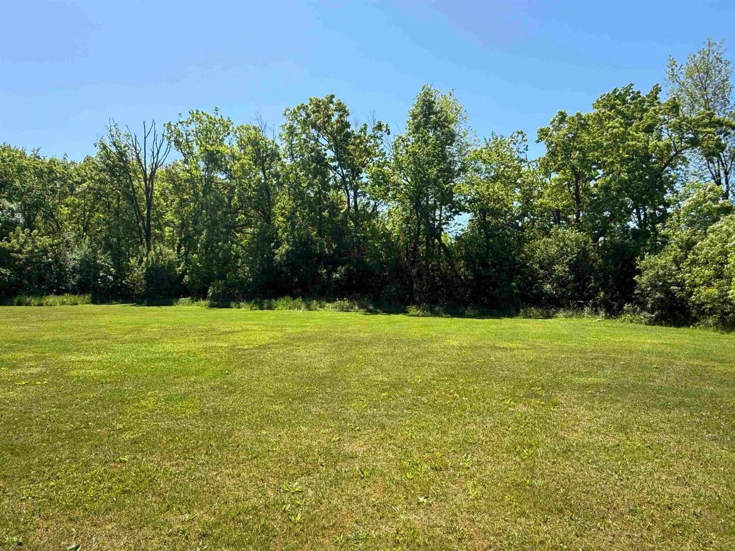 0.91 Acres of Land for Sale in Mount Morris, Michigan - Mount Morris, Michigan, 48458