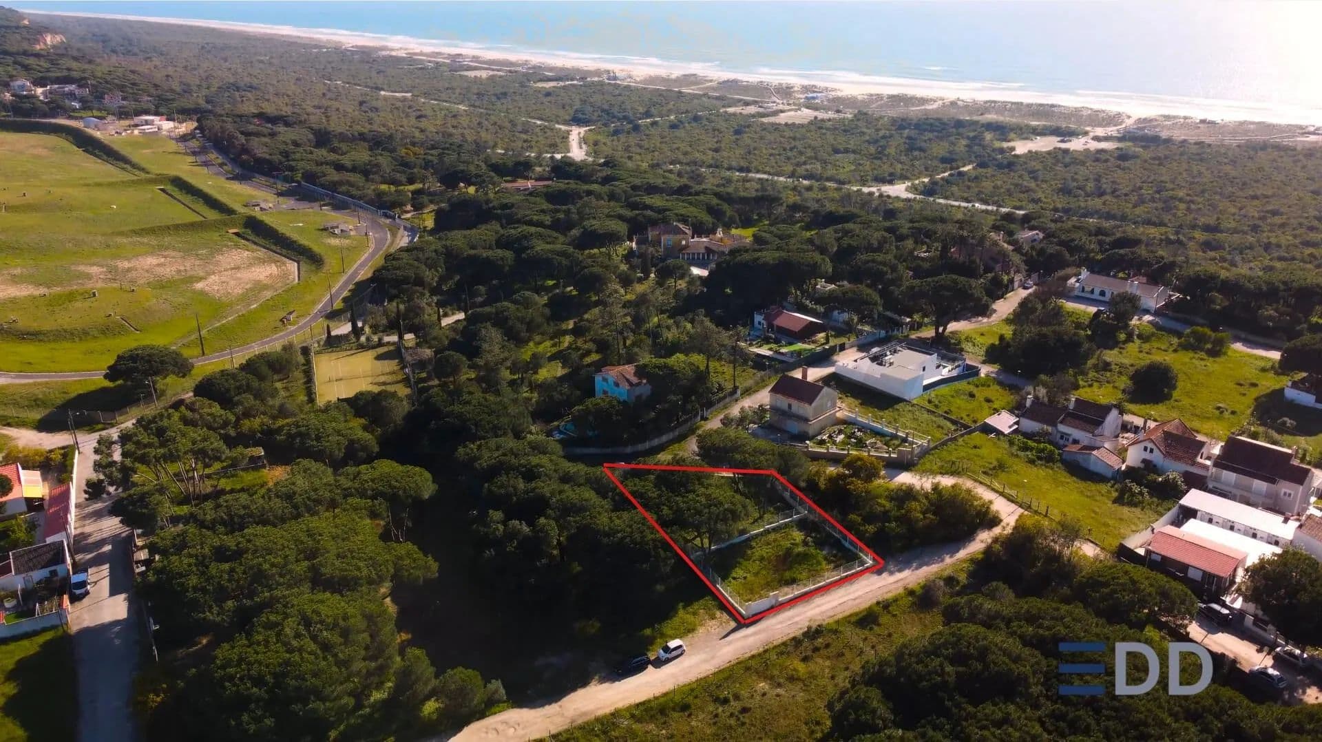 697 Acres of Land for Sale in Charneca de Caparica e Sobreda, Almada - land for sale